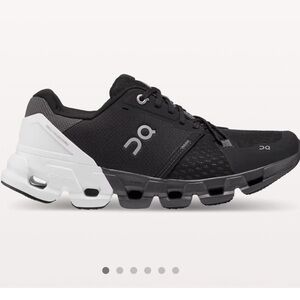 on cloud cloudflyer 4